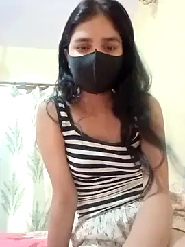 Mahira-- online show from June 15, 5:07 am