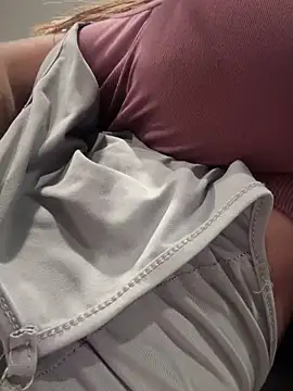 TattooGirlAlia online show from September 17, 9:02 pm