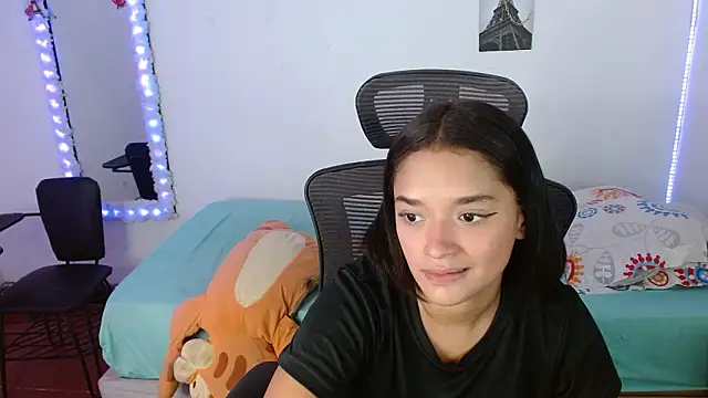 Lolitaa  VIP online show from February 3, 7:29 pm