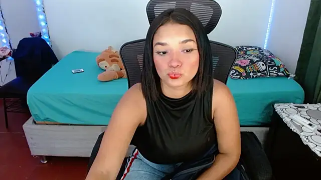 Lolitaa  VIP online show from March 3, 8:04 pm