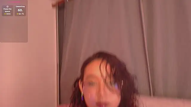 kittysophie  online show from March 20, 1:32 am