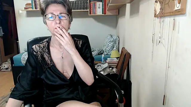 katemodel online show from September 25, 6:12 am