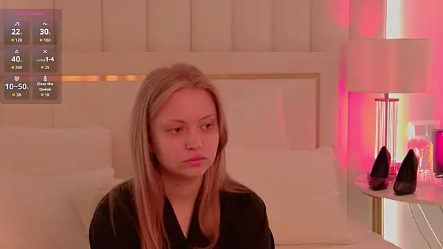 MollyHilton online show from March 27, 6:08 pm