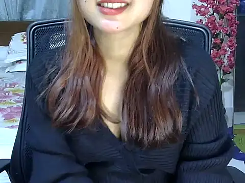 Maaya khan online show from February 22, 5:47 pm