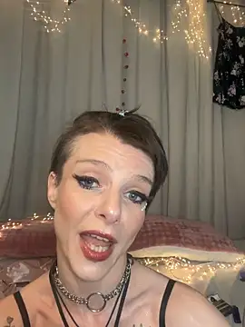 Olivia-Brooks online show from February 5, 8:12 pm