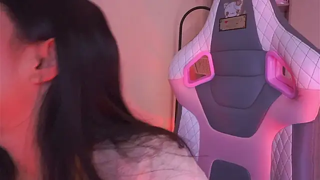 mavi boo online show from February 11, 9:05 pm