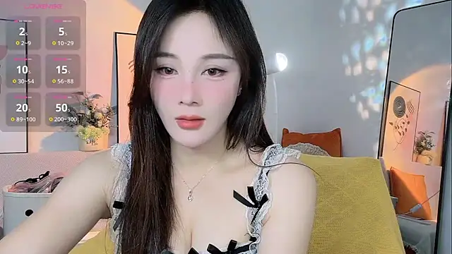 Lisa-295188 online show from March 19, 7:13 am