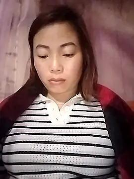 Ella-aa online show from March 4, 9:54 pm