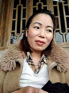 Ella-aa online show from February 23, 7:19 am