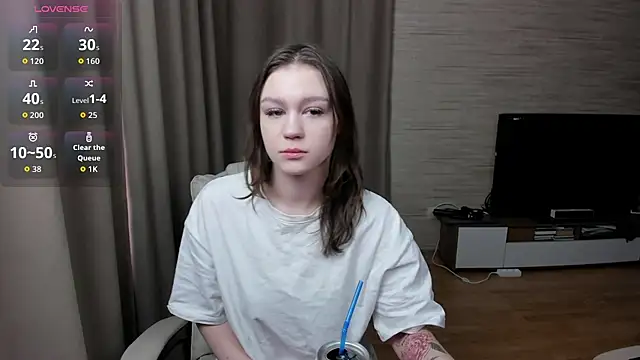 CarmenHill online show from February 15, 4:26 am