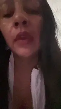 Bamby08 online show from March 16, 2:32 pm