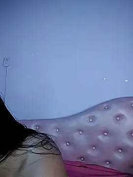 Noa Baker online show from April 9, 12:10 pm