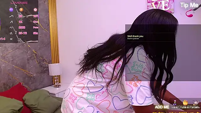 JORDAN MOOR online show from February 18, 8:08 pm