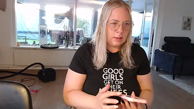 Amanda Norsk online show from May 25, 7:24 pm