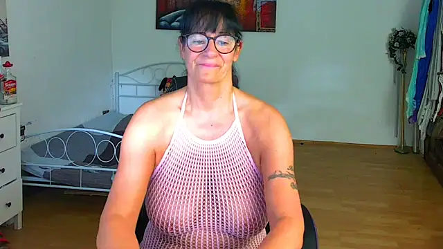 Sylly online show from October 5, 9:58 am