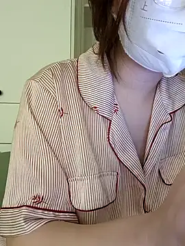 wang1472581 online show from April 19, 4:51 pm