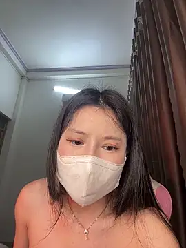 wang1472581 online show from March 12, 4:42 pm