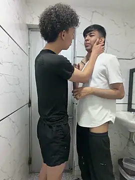 yoursexyjose online show from April 24, 7:38 pm