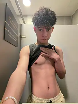 yoursexyjose online show from July 22, 7:04 pm