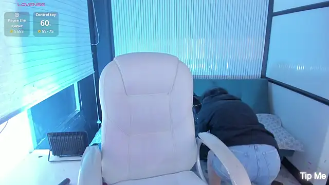 GemmaBrown online show from April 17, 1:57 pm