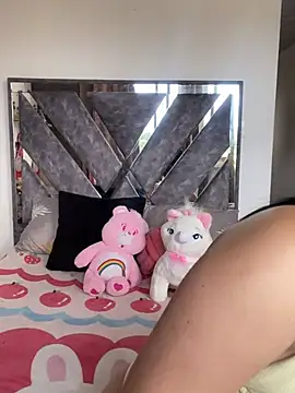  HannahFox  online show from February 3, 10:01 pm