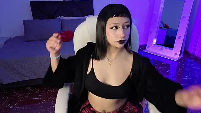 mia bloom2 online show from February 1, 3:38 am