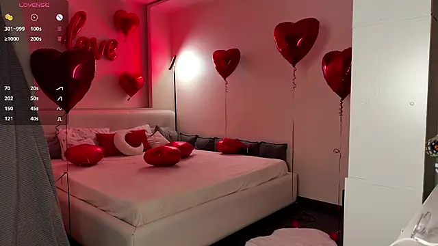 randiburt online show from February 14, 7:16 pm