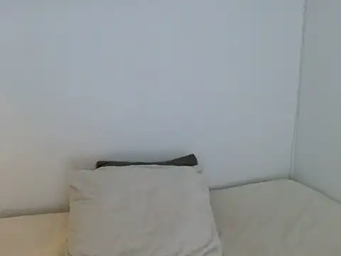 sensualstryp online show from February 11, 11:17 pm