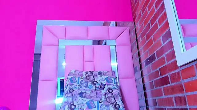 Baby doll XOXO online show from February 21, 8:31 pm