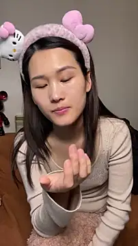 mmxy7788 online show from February 13, 5:09 am