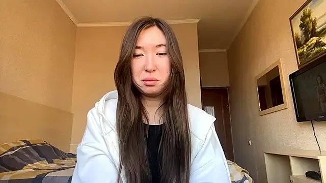 MargrettAhner online show from March 12, 7:55 am