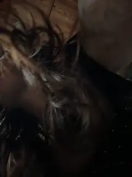 Isalove99 online show from April 22, 9:17 am