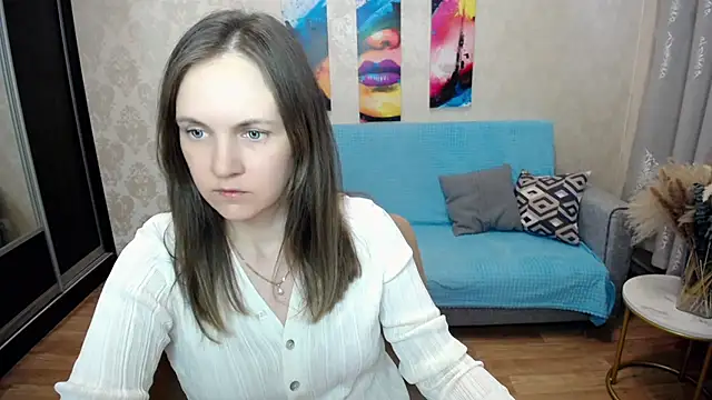 Senora Pepper online show from March 24, 1:05 pm