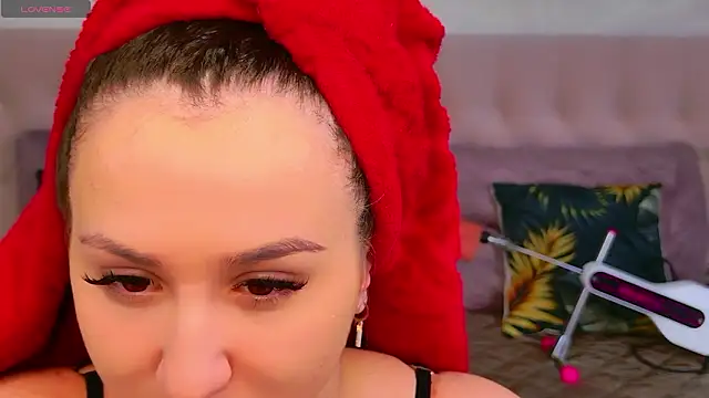 JasminUqueen online show from February 10, 1:19 am