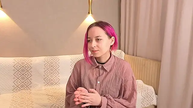 InaAlejandro online show from February 3, 6:12 pm