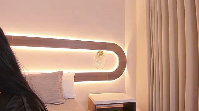 Violeta sum online show from February 26, 12:15 pm