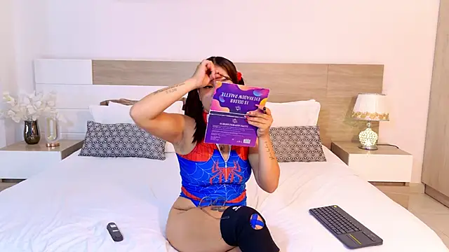 AntonellaBons online show from February 12, 12:23 am