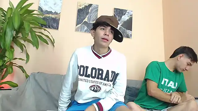 DesiresOfOlympus  online show from February 24, 8:40 pm