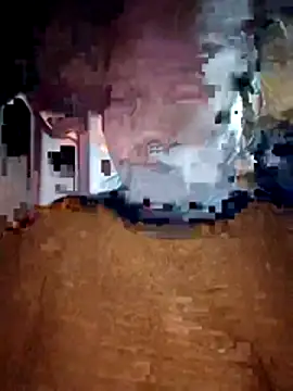 quynhbupbe11 online show from February 3, 5:27 am