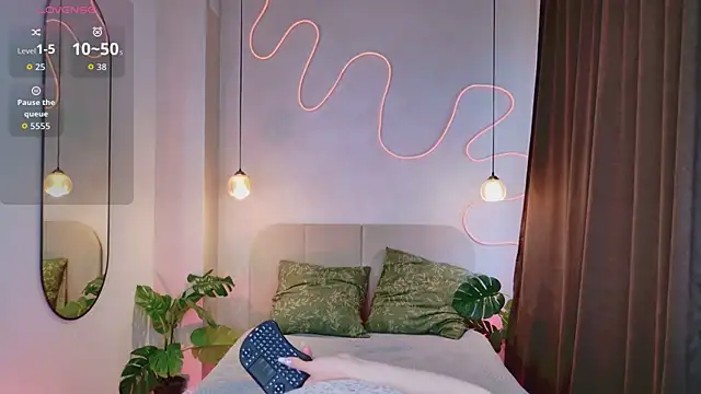 DearKate  online show from March 21, 2:22 pm