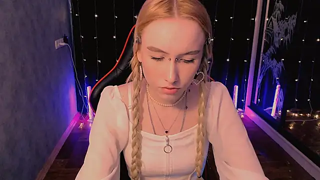 crybambi online show from March 18, 10:20 am