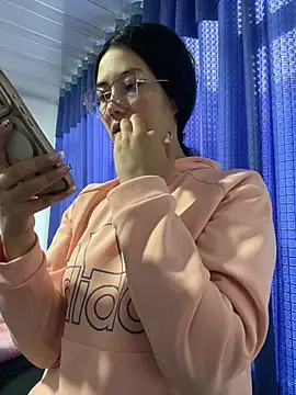 Tammy8 online show from April 9, 2:22 pm