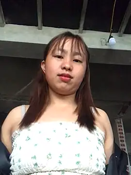 honeyyy110 online show from February 8, 2:26 am