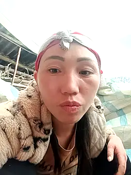 hot-luna- online show from February 3, 2:53 am