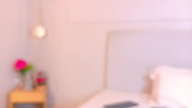 JosselynBrown online show from March 5, 12:01 pm