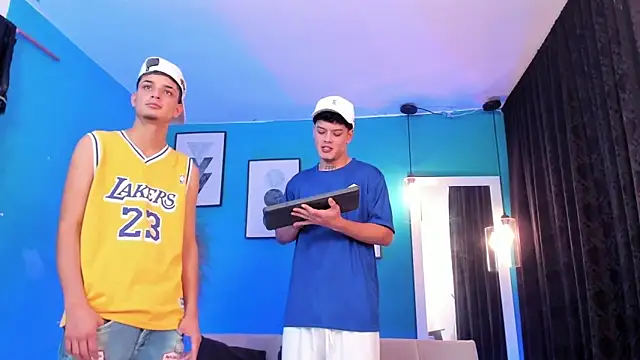 KingOfHeavens 2 online show from February 27, 9:03 pm