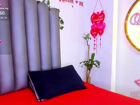 Miaa-Foxx online show from March 30, 7:46 pm