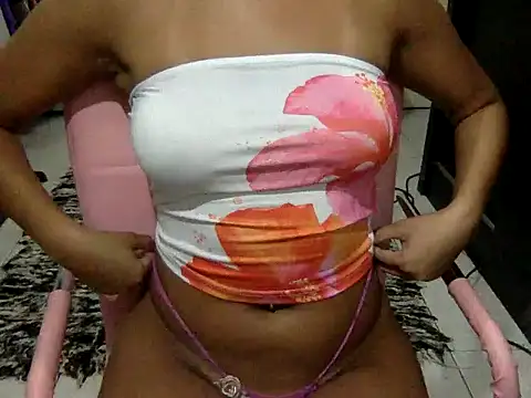 BaddieGirl199 online show from February 18, 11:37 pm