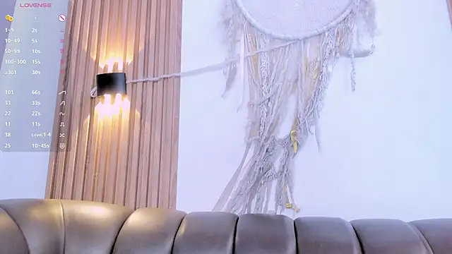 Salma Haleem online show from April 2, 7:44 pm