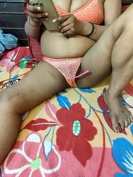 Red Wine444 online show from February 22, 4:19 pm